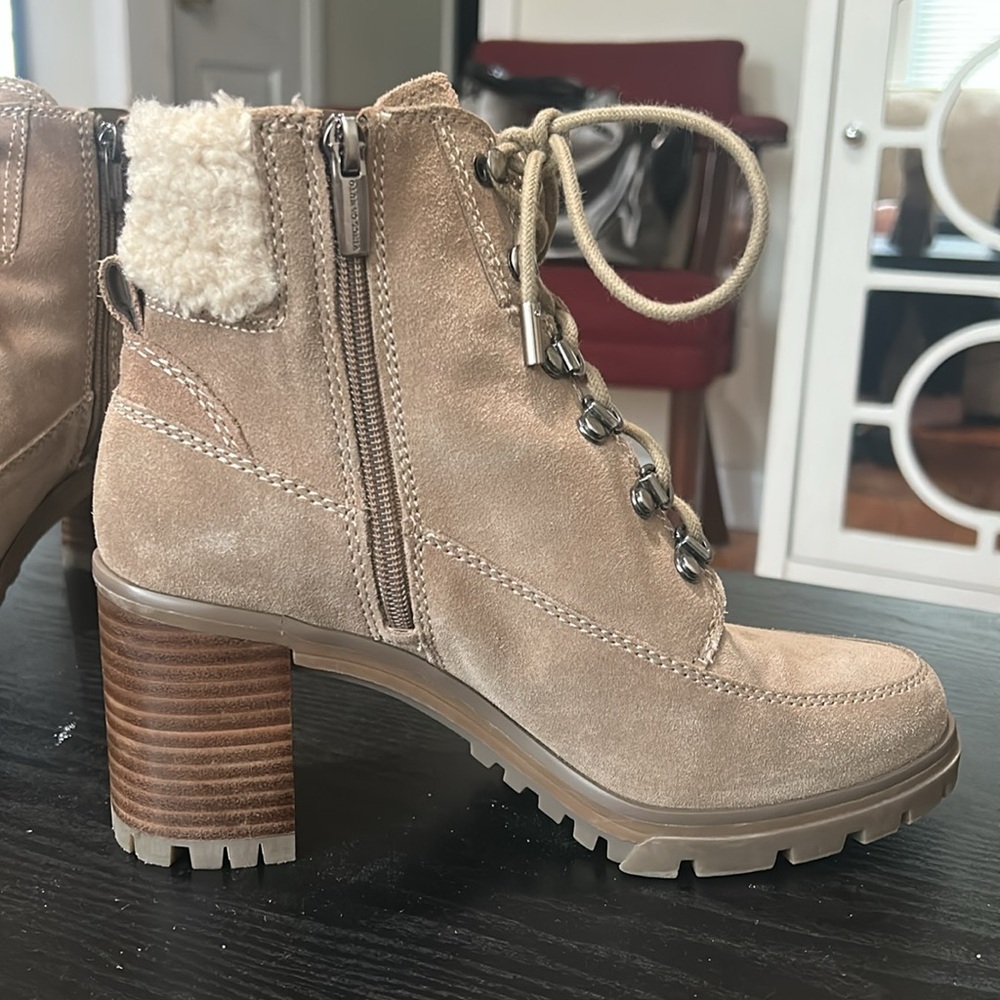 🆕Vince Camuto Suede Tan Lace-Up Ankle Boots - Picture 5 of 8